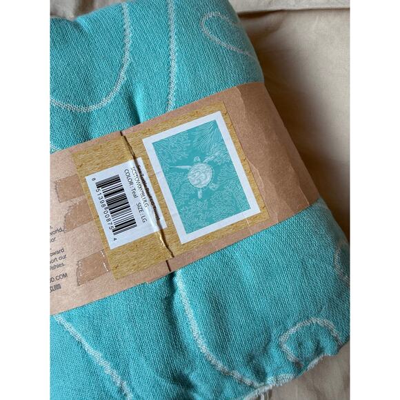Sand Cloud Towel – Large | Sea Turtle Design | New with Tags - Picture 5 of 6